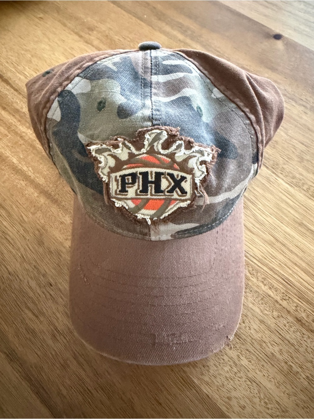 Vintage Phoenix Suns cap- camo - one size fits all